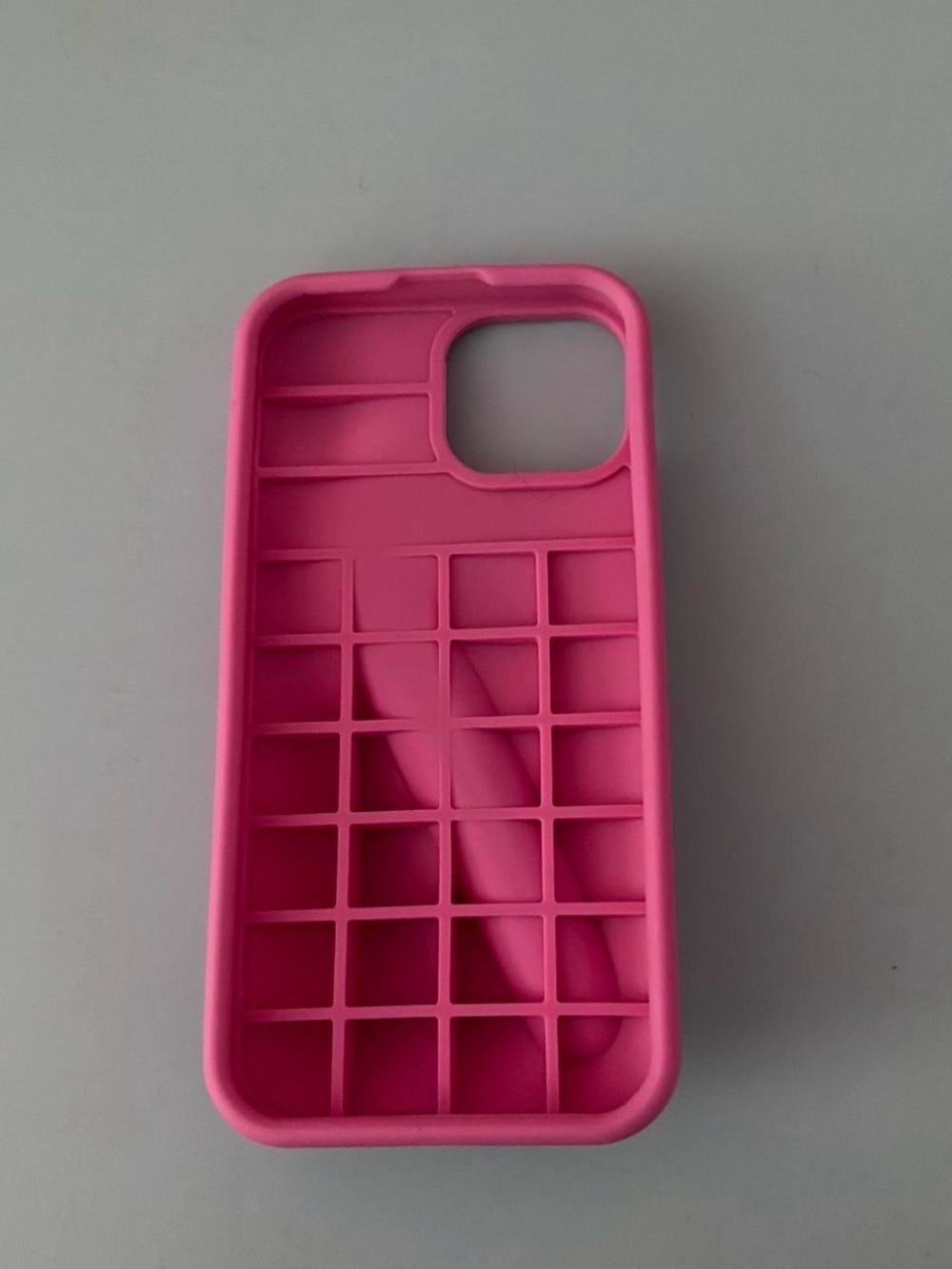 RHODE Hot Pink Silicone iPhone Case 13 - Picture 2 of 2